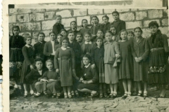 Στην-Σχολη
